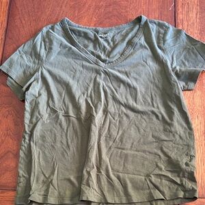 Old Navy Short Sleeve V-Neck Tee in Olive